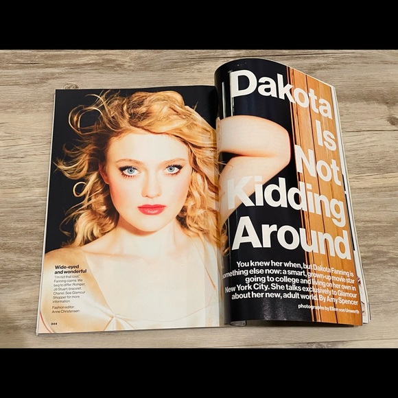 Glamour Magazine - Picture 3 of 4